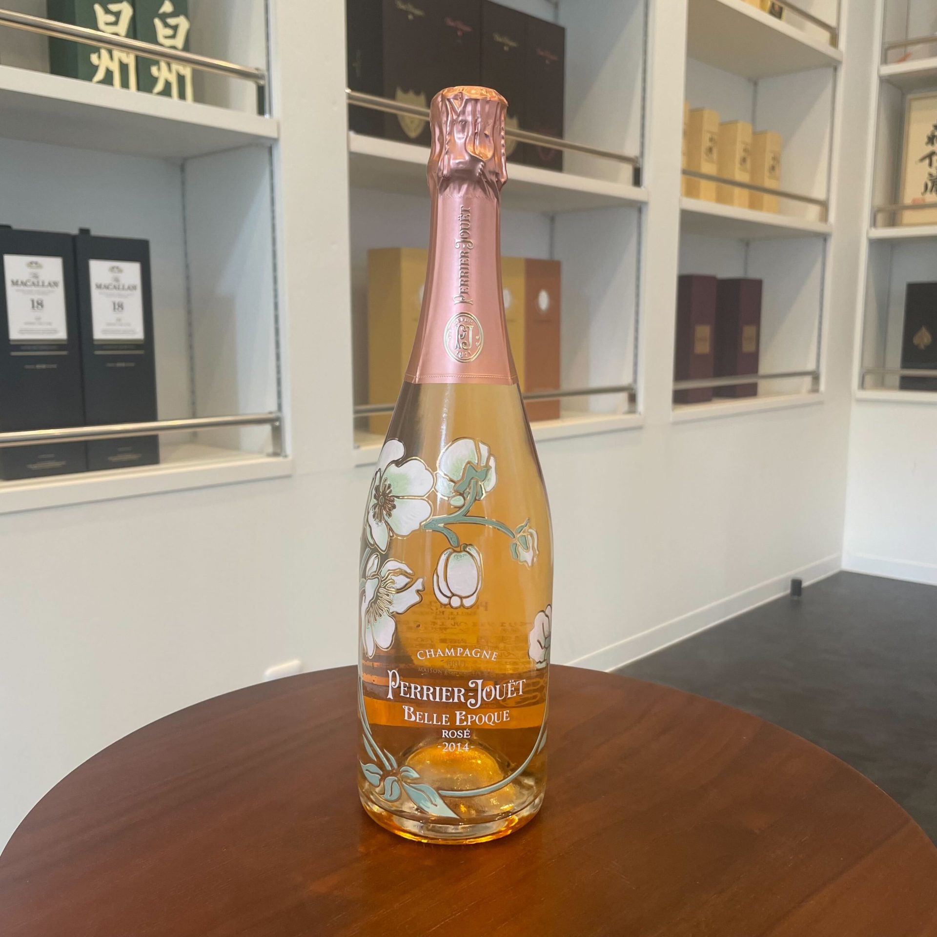 Perrier Jouet Belle Epoque 2014 750ml（ペリエ ジュエ ベル エポック  