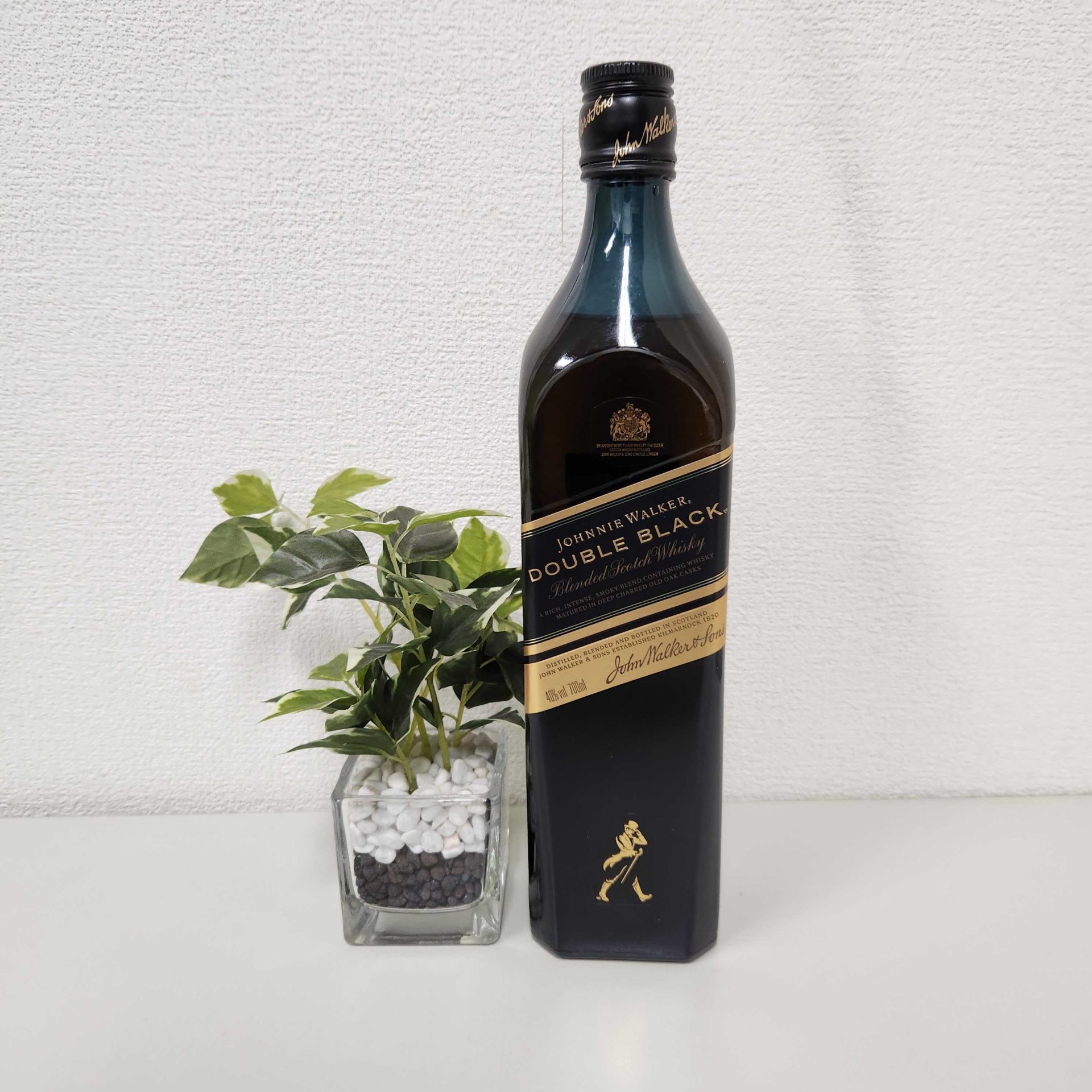 ジョニーウォーカー ダブルブラック 700ml
