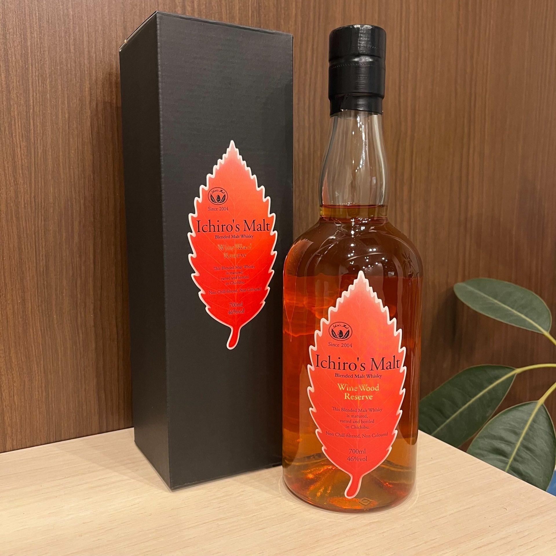 イチローズ・モルト ワイン・ウッド・リザーブ WWR リーフシリーズ 700ml