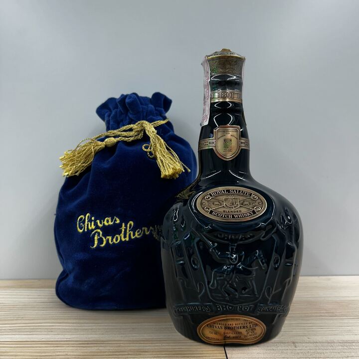 【未開栓】CHIVAS シーバス ROYAL SALUTE ロイヤルサルート 21年 赤 陶器ボトル ウィスキー スコッチ 1L（1000ml） 43% 箱付 [502-agjj] 古酒 Chivas Royal Salute シーバスロイヤルサリュート21年 CHIVAS