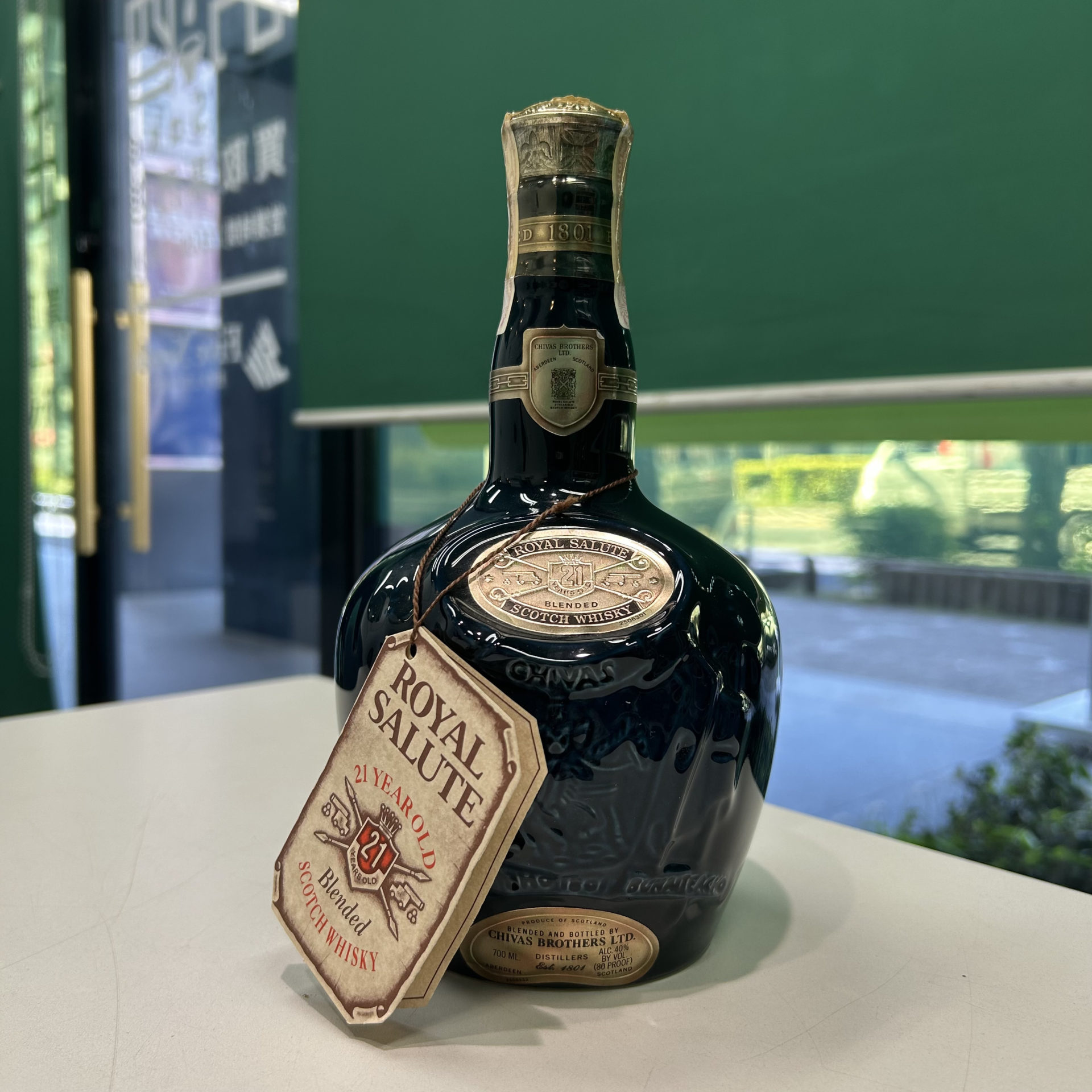 ◇注目! ロイヤルサルート 21年 青 陶器 700ml 巾着 箱 スコッチ 