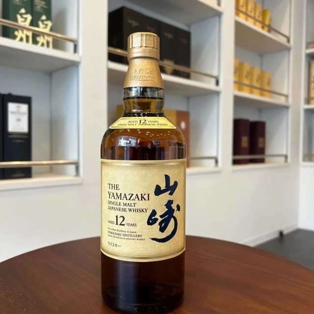 山崎12年はなぜ定価より高い?