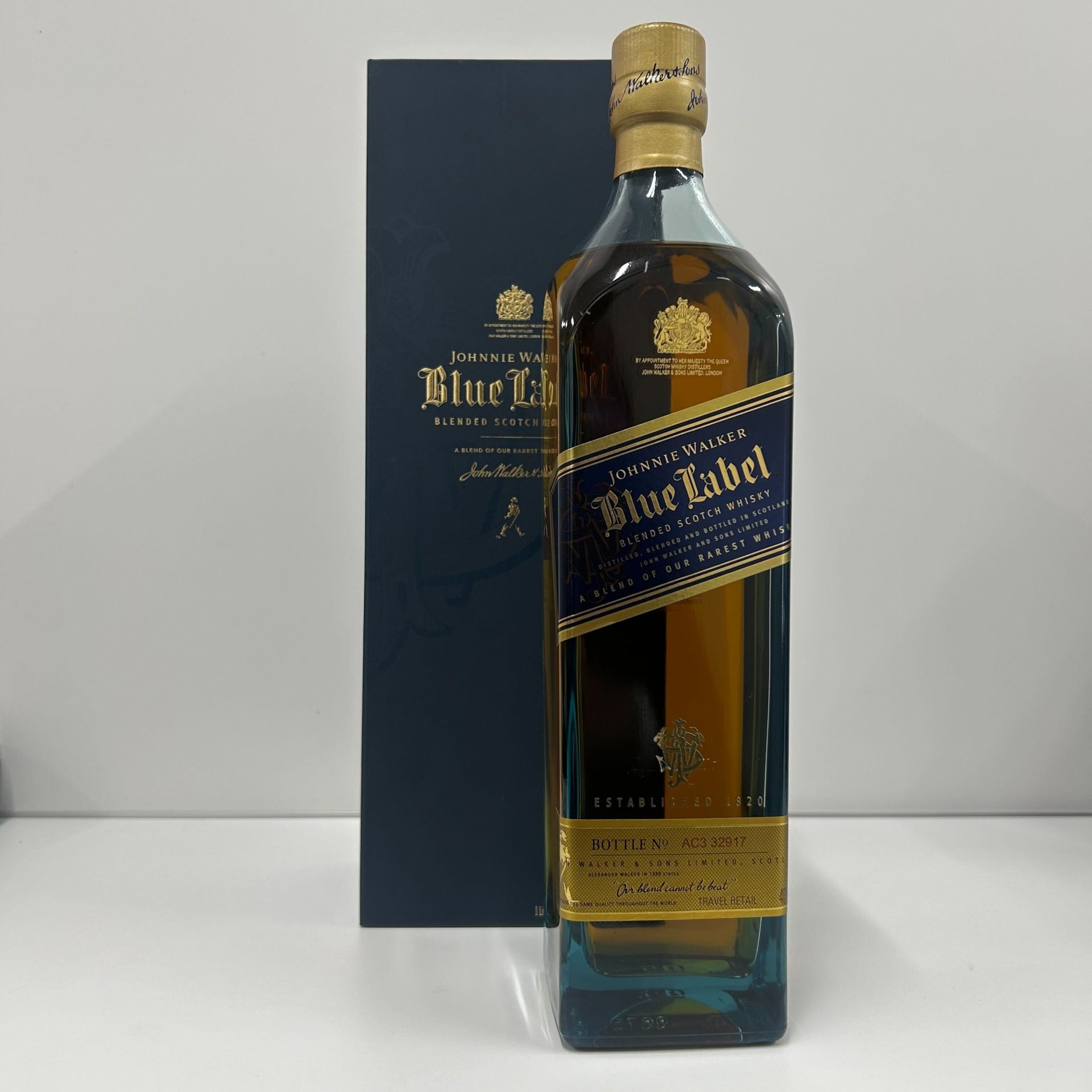 買取実績】ジョニーウォーカー ブルーラベル 1000ml | お酒買取専門店 