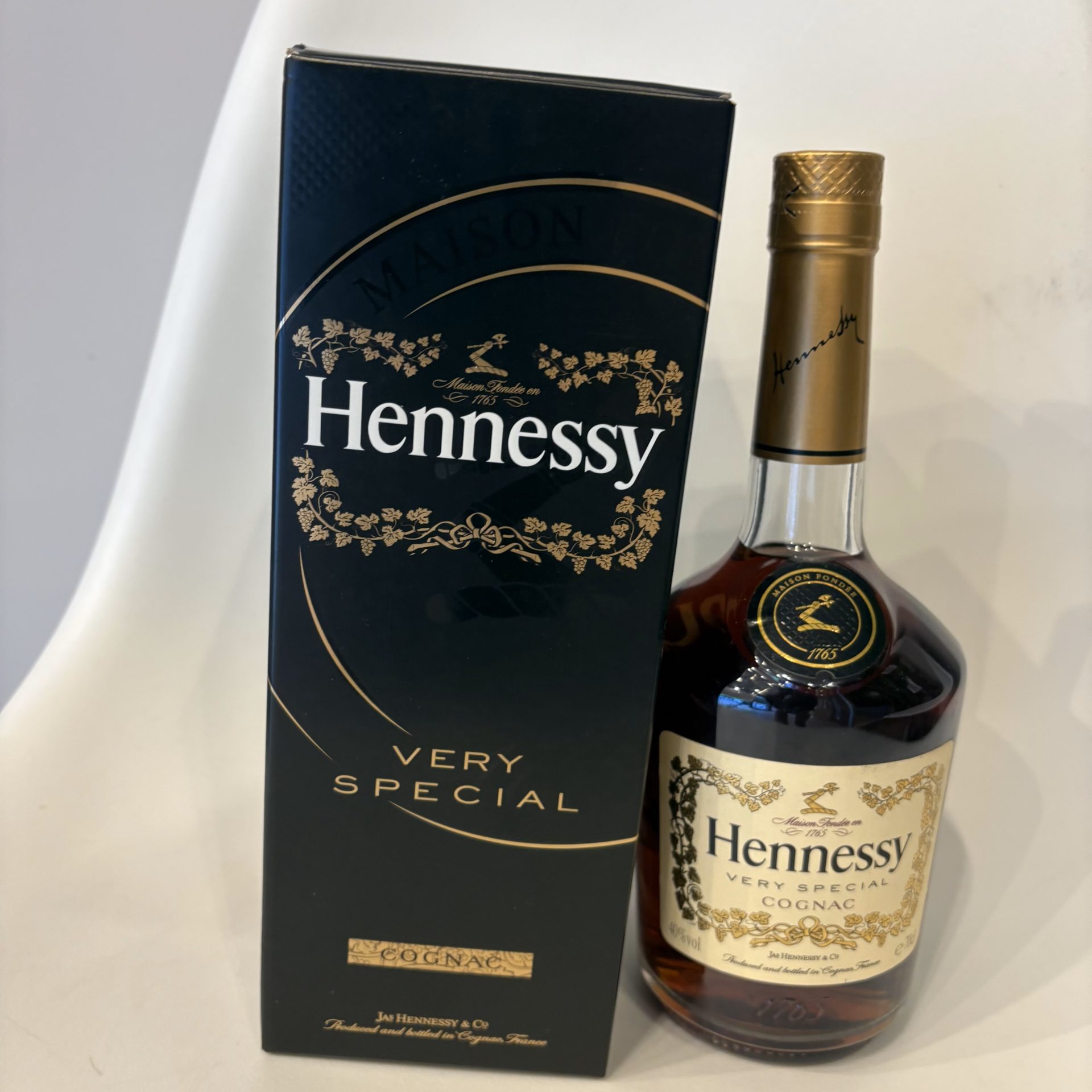 買取実績】ヘネシー ベリー スペシャル 700ml | 新宿歌舞伎町店（2025 
