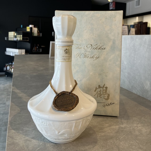 ニッカ 鶴 白陶器 700ml