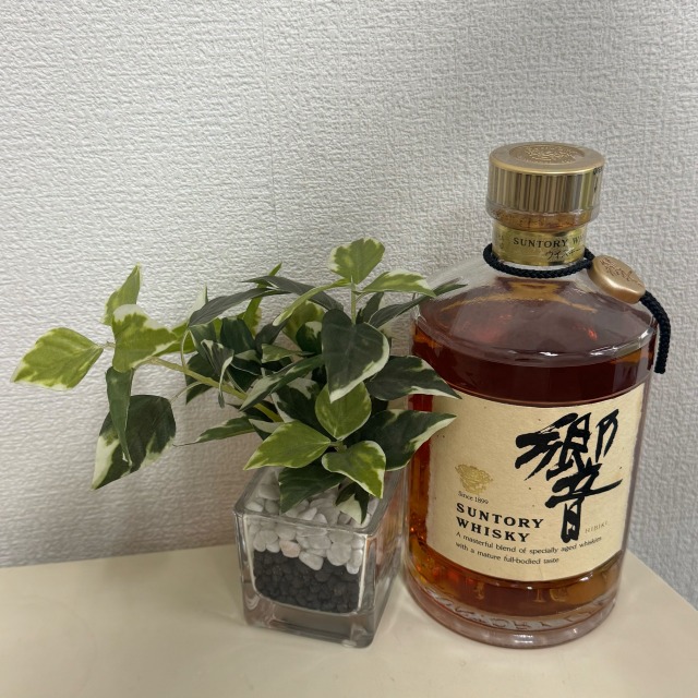 サントリー 響 1899 金キャップ 裏ゴールドラベル 700ml