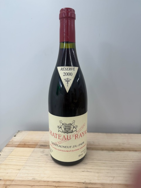 シャトー・ヌフ・デュ・パプ・レゼルヴ 2000 シャトー・ラヤス 750ml