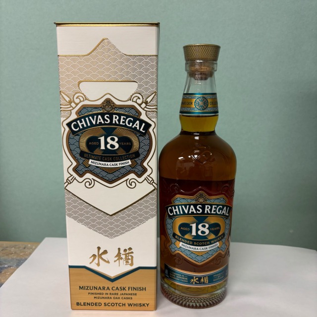 シーバス リーガル 水楢 18年 ミズナラ カスク フィニッシュ 700ml
