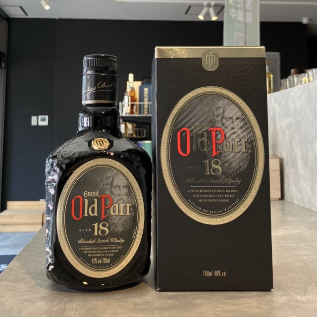 オールドパー 18年とは？定価や人気の飲み方を紹介