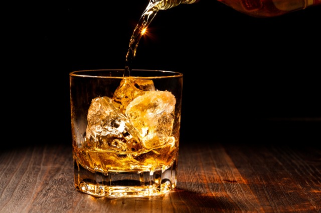 オールドパー 18年の定価は？