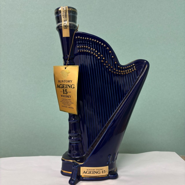 サントリーウイスキー エイジング 15年 陶器ボトル ハープ 500ml