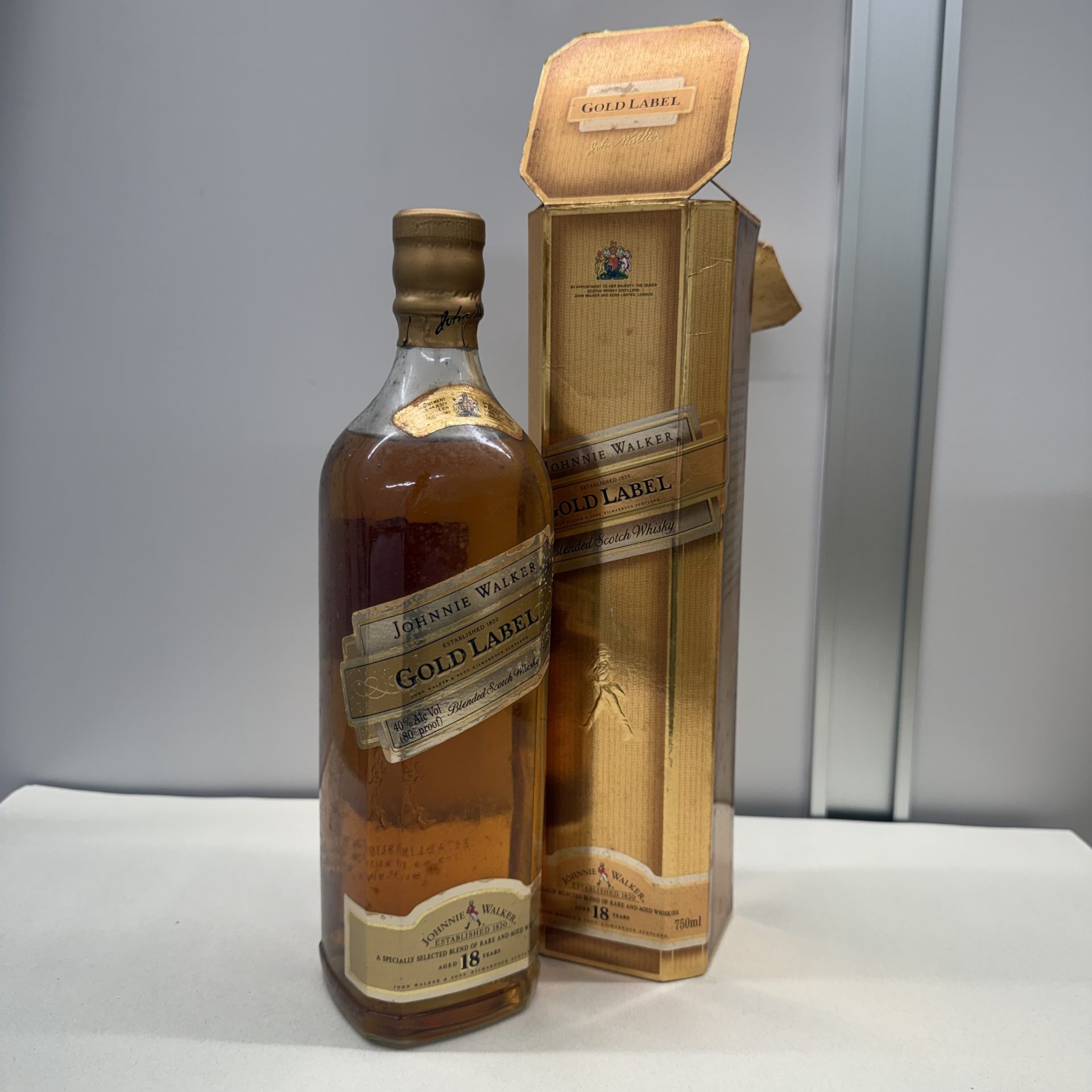 ジョニーウォーカー ゴールドラベル 18年 750ml