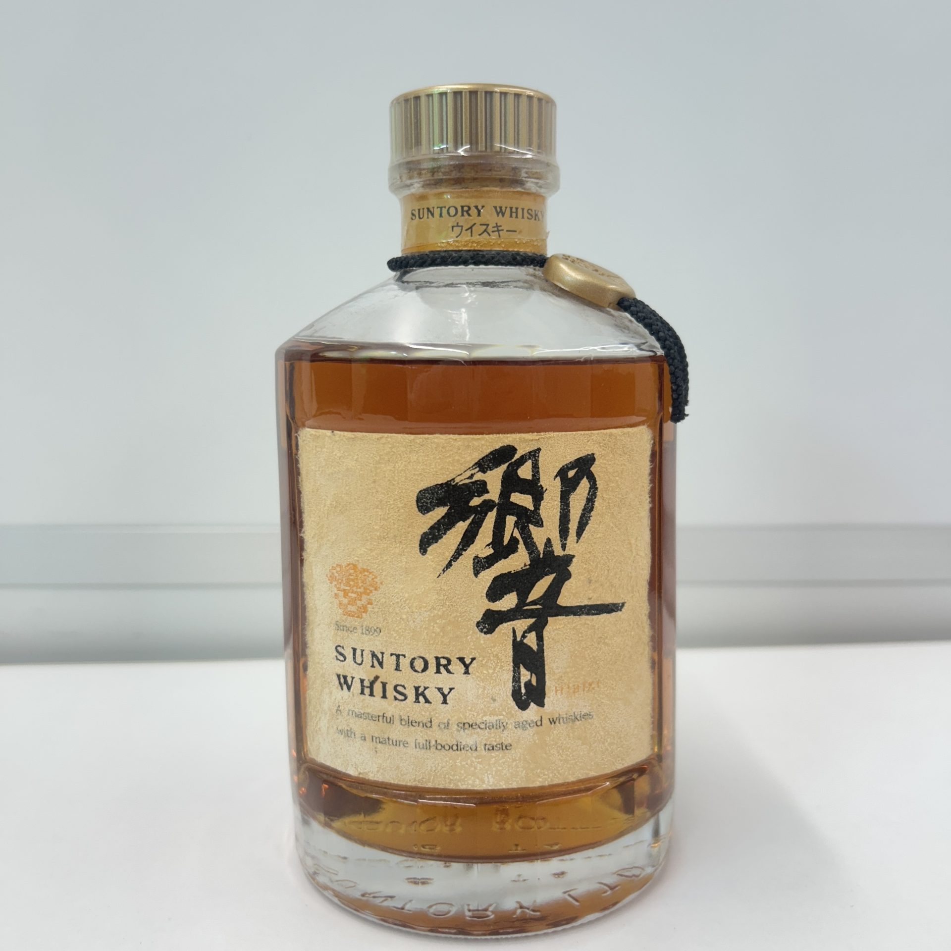 サントリー 響 NV 金キャップ 裏ゴールド 750ml