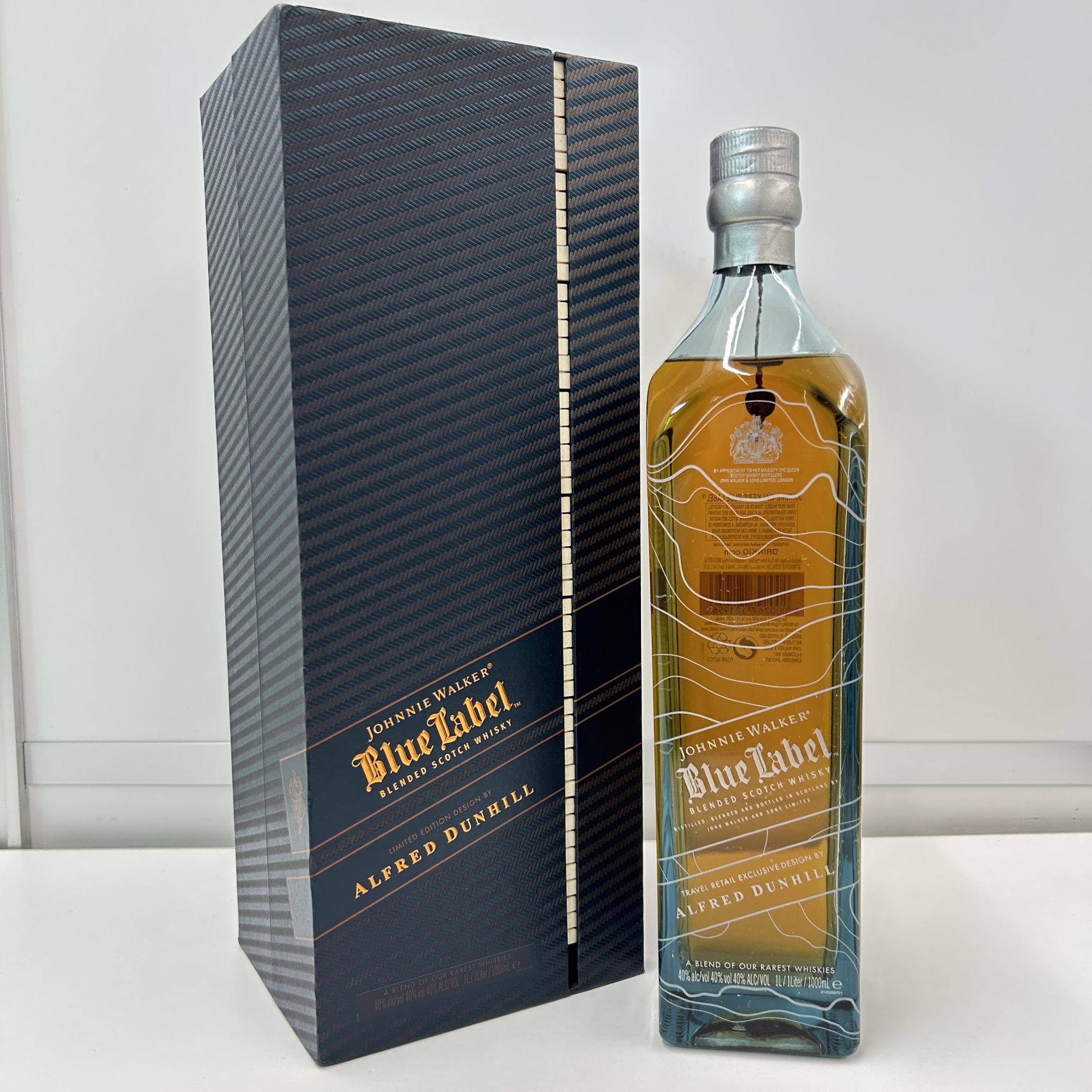 ジョニーウォーカー ブルーラベル アルフレッド・ダンヒル 1000ml