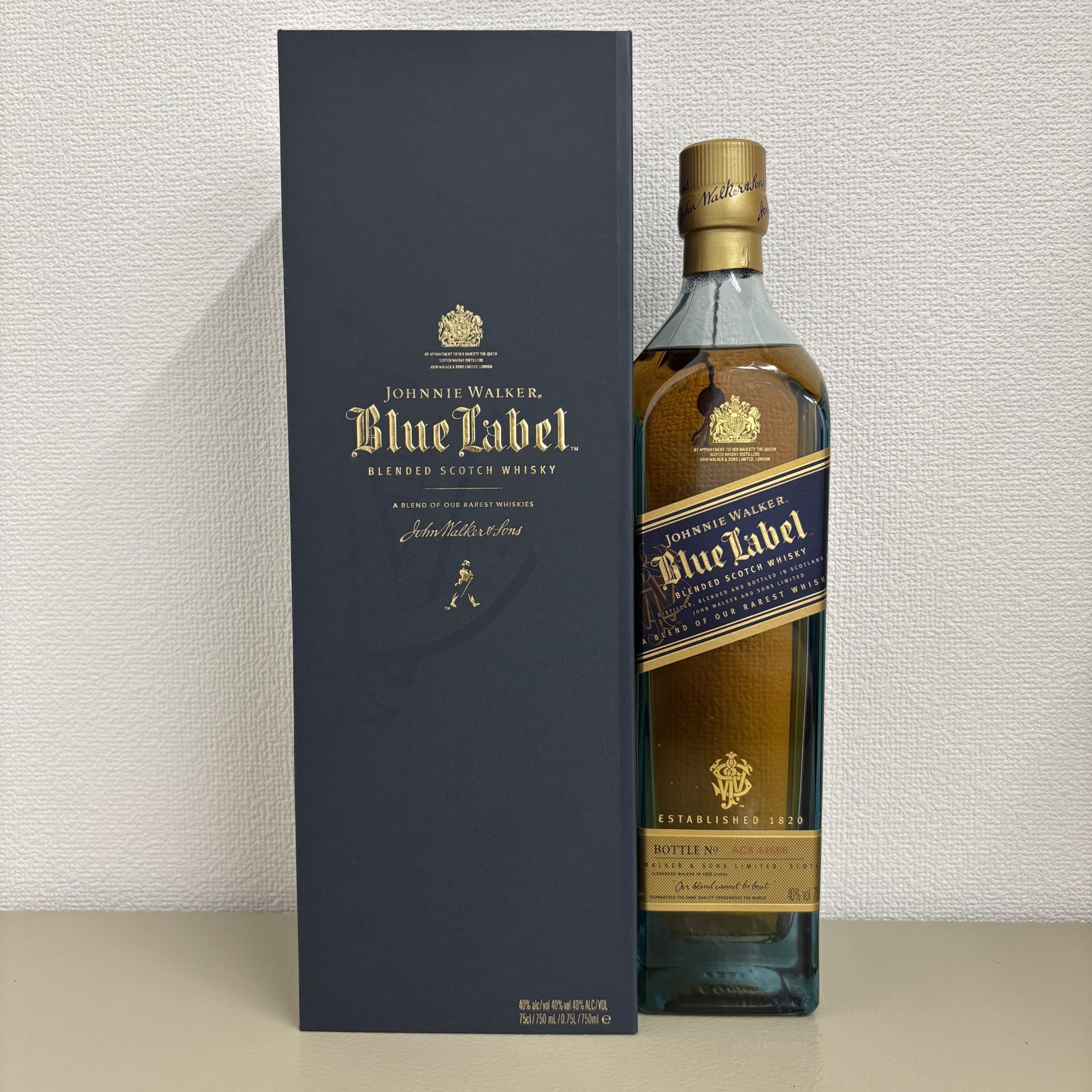 ジョニーウォーカー ブルーラベル 750ml