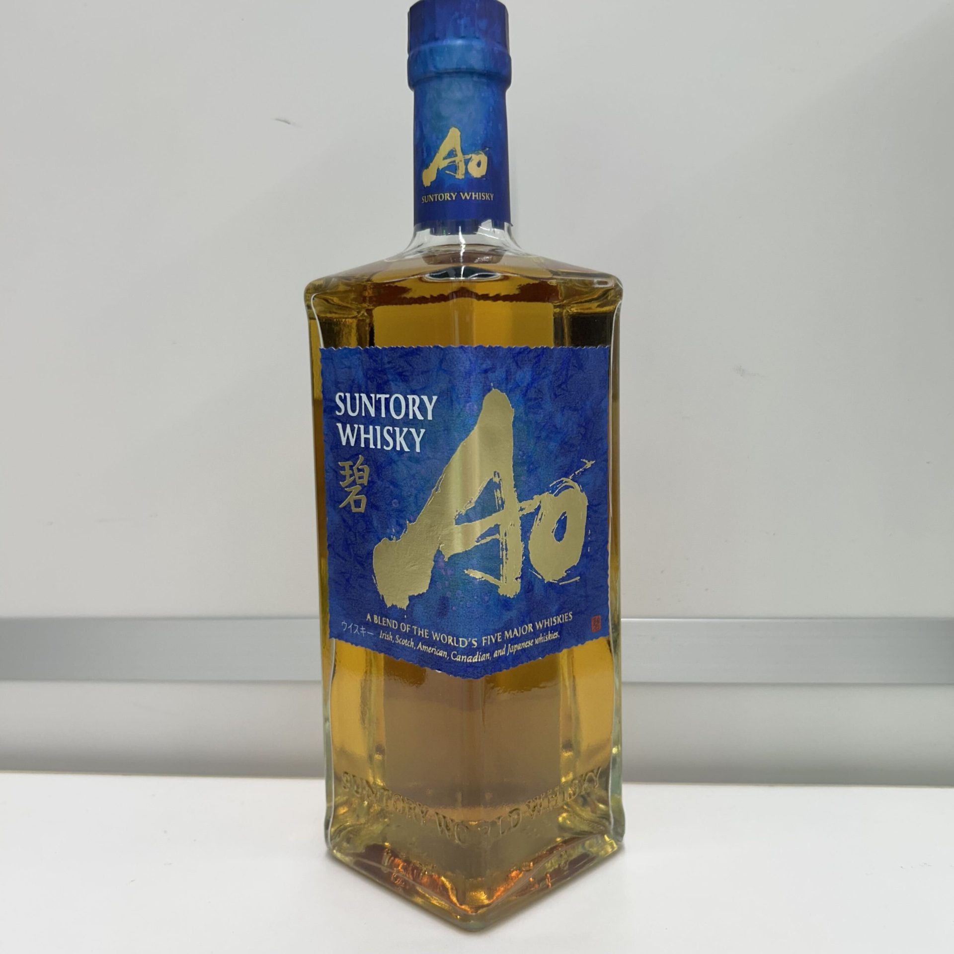 サントリー ワールドウイスキー 碧 Ao 700ml